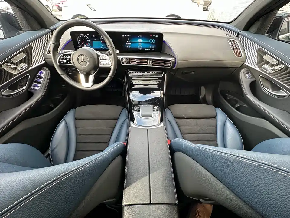 Mercedes-Benz EQC Mercedes-Benz EQC