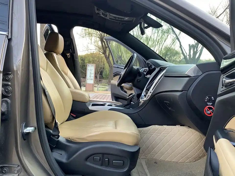 Cadillac SRX