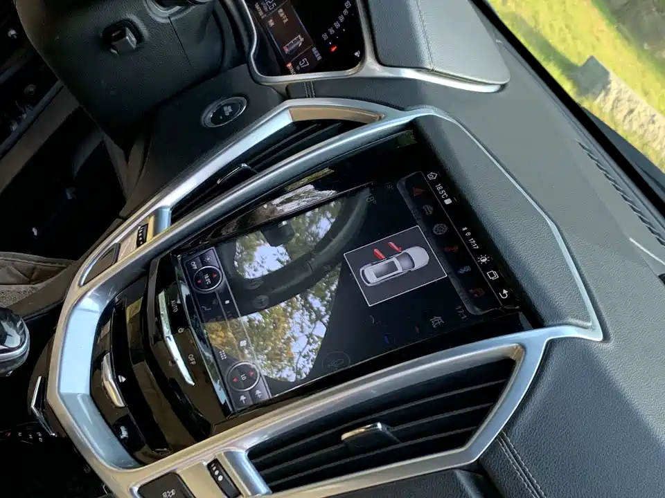 Cadillac SRX