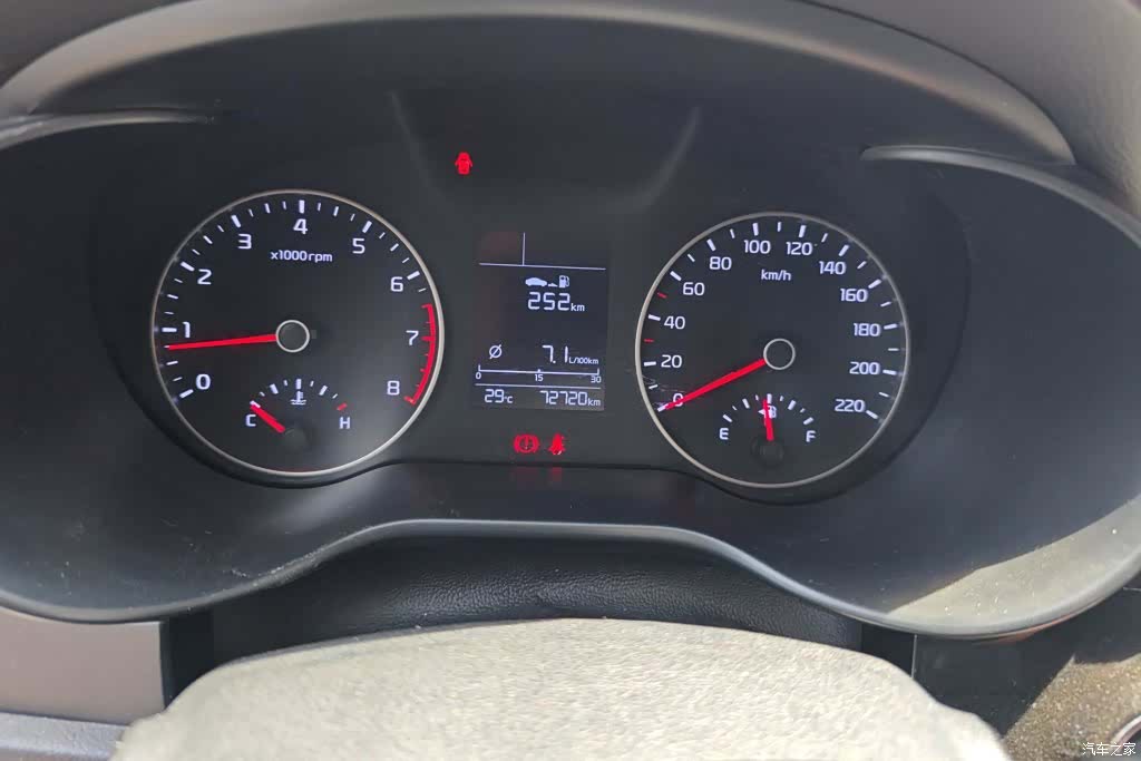 Kia K2, 2017 14