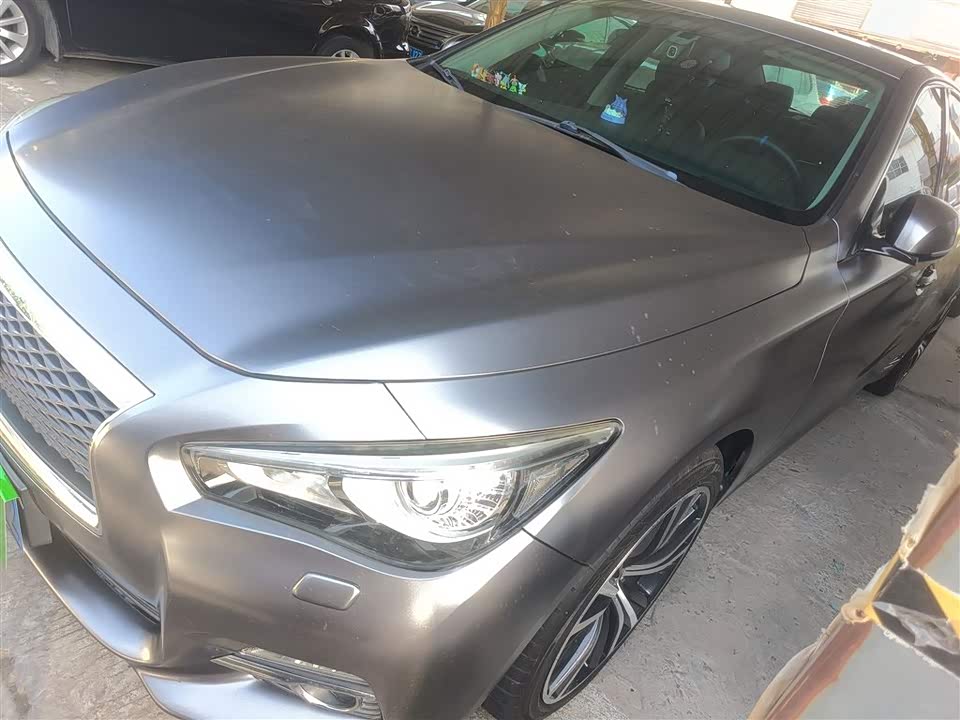 Infiniti Q50L
