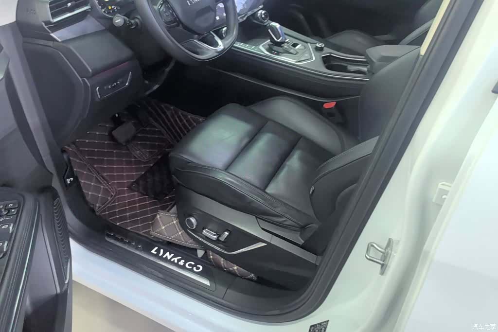 Lynk & Co 01, 2021 9