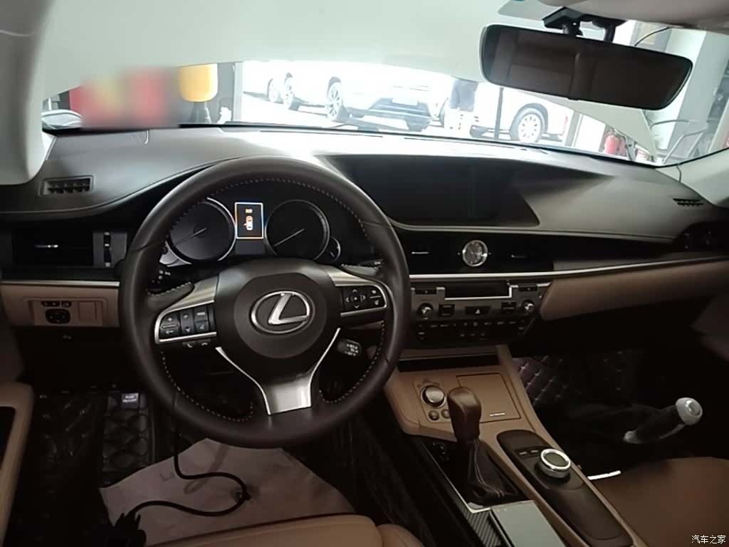 Lexus ES, 2017 10