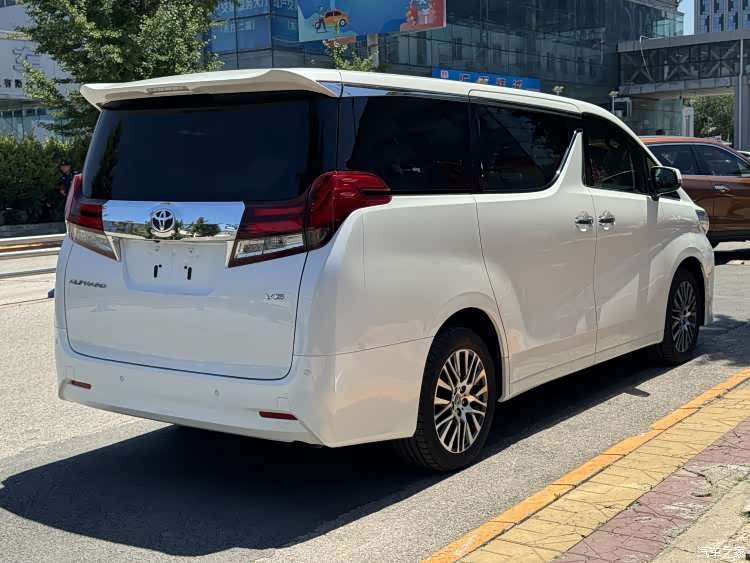 Toyota Alphard, 2015 2