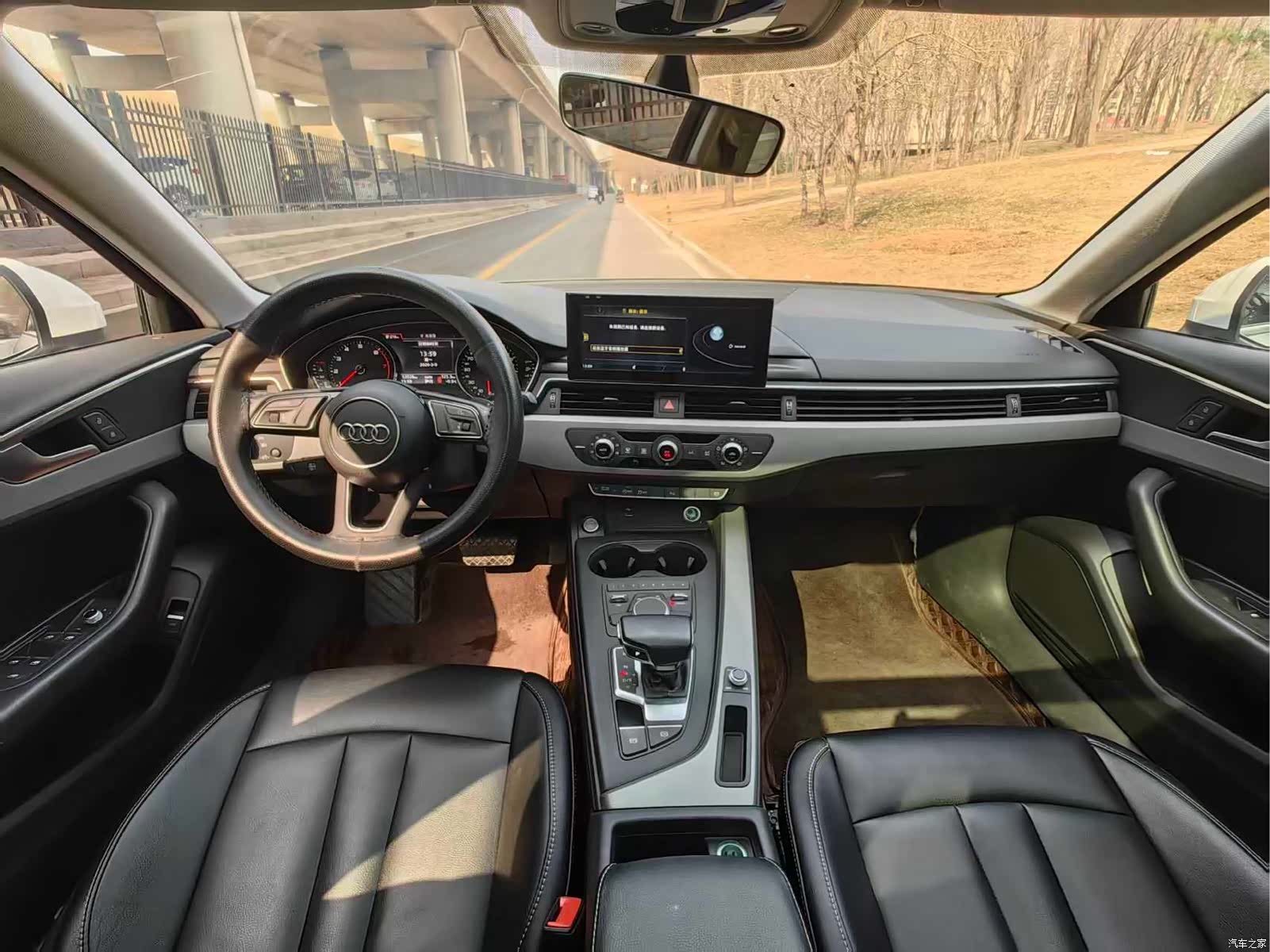 Audi A4L, 2019 8