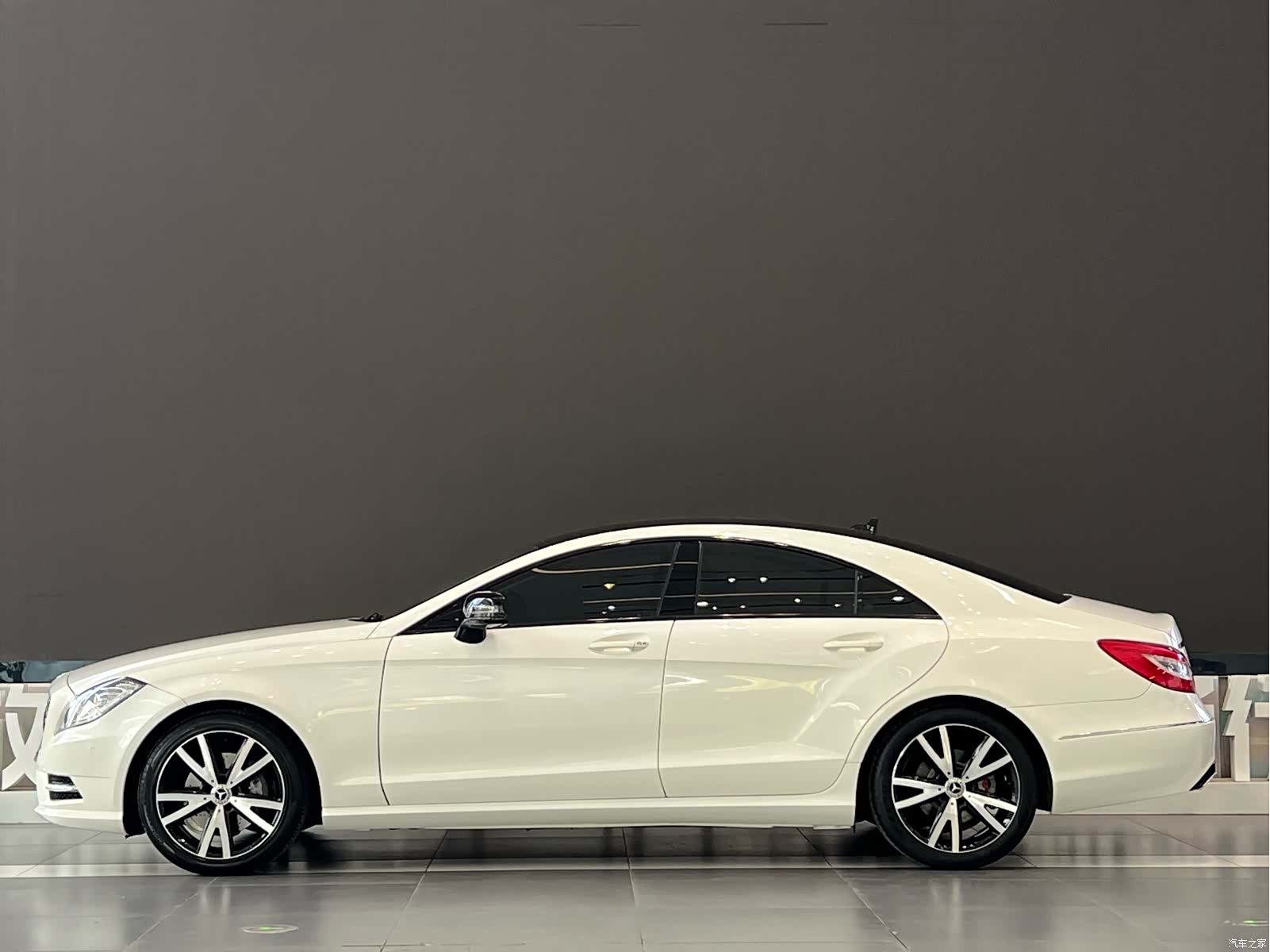 Mercedes-Benz CLS, 2014 3