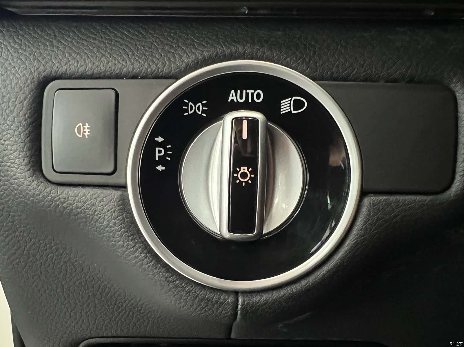 Mercedes-Benz CLS, 2014 26