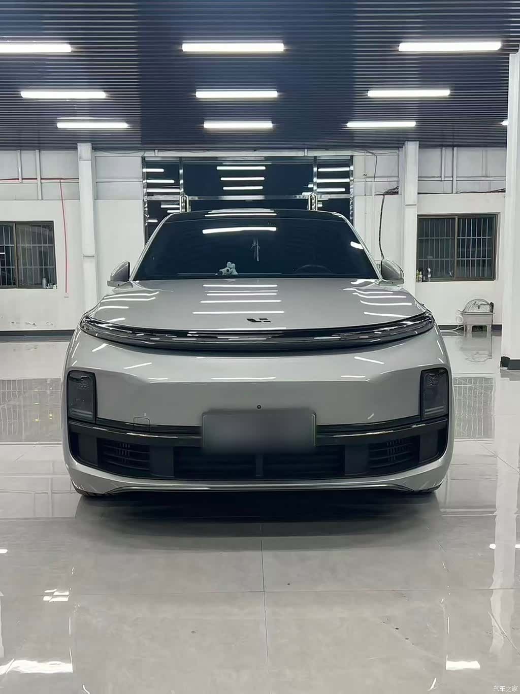 Li Auto L8, 2023 4