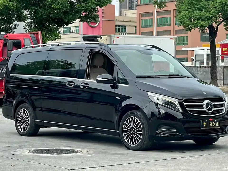 Mercedes-Benz V-class