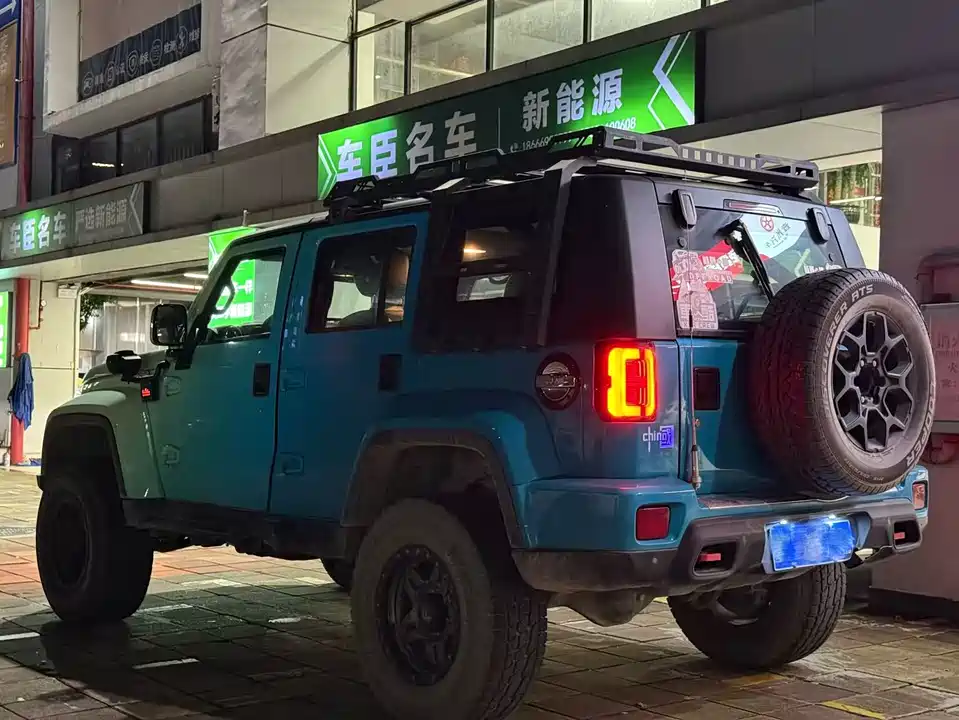 Beijing BJ40