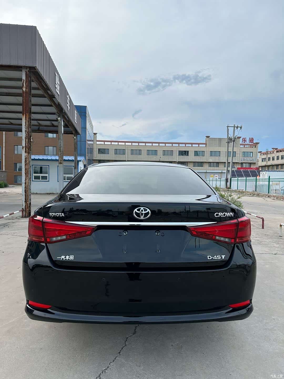 Toyota Crown, 2017 6