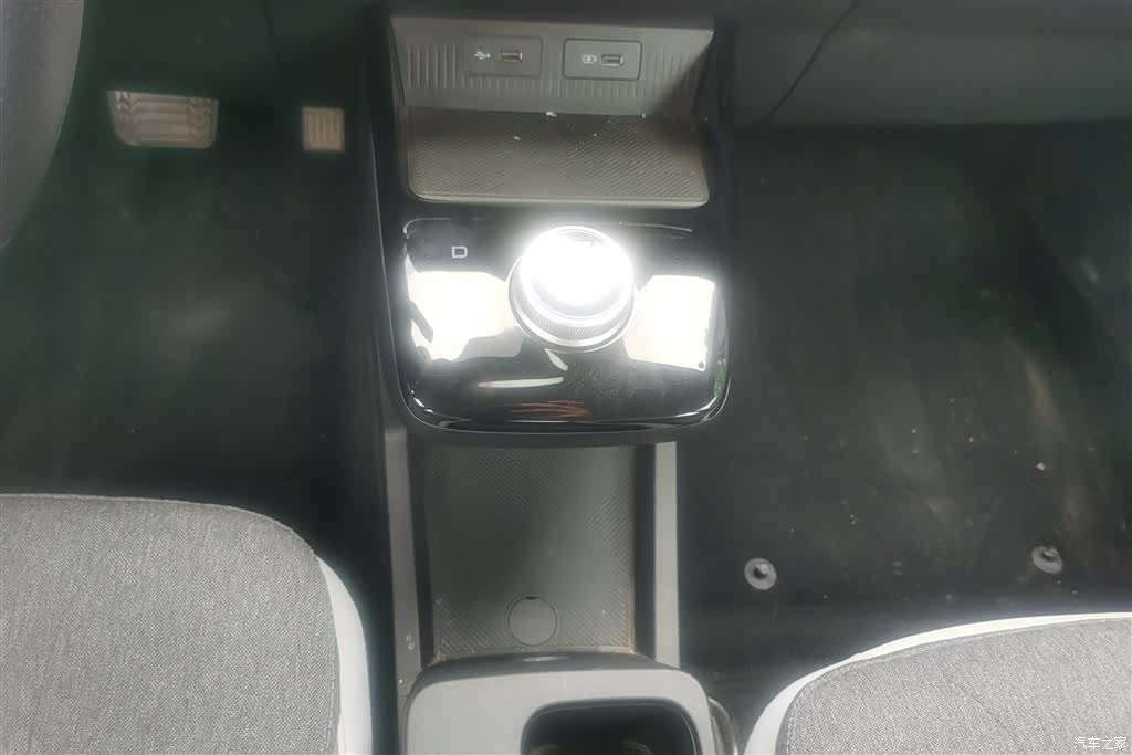 Geely E, 2024 16