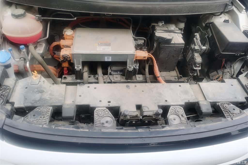 Geely E, 2024 10