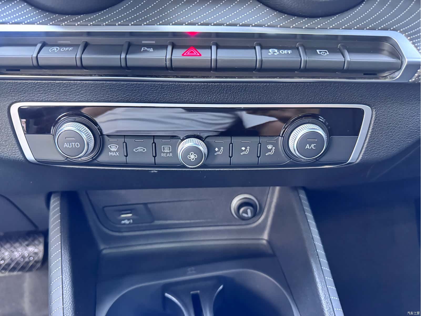 Audi Q2L, 2023 21