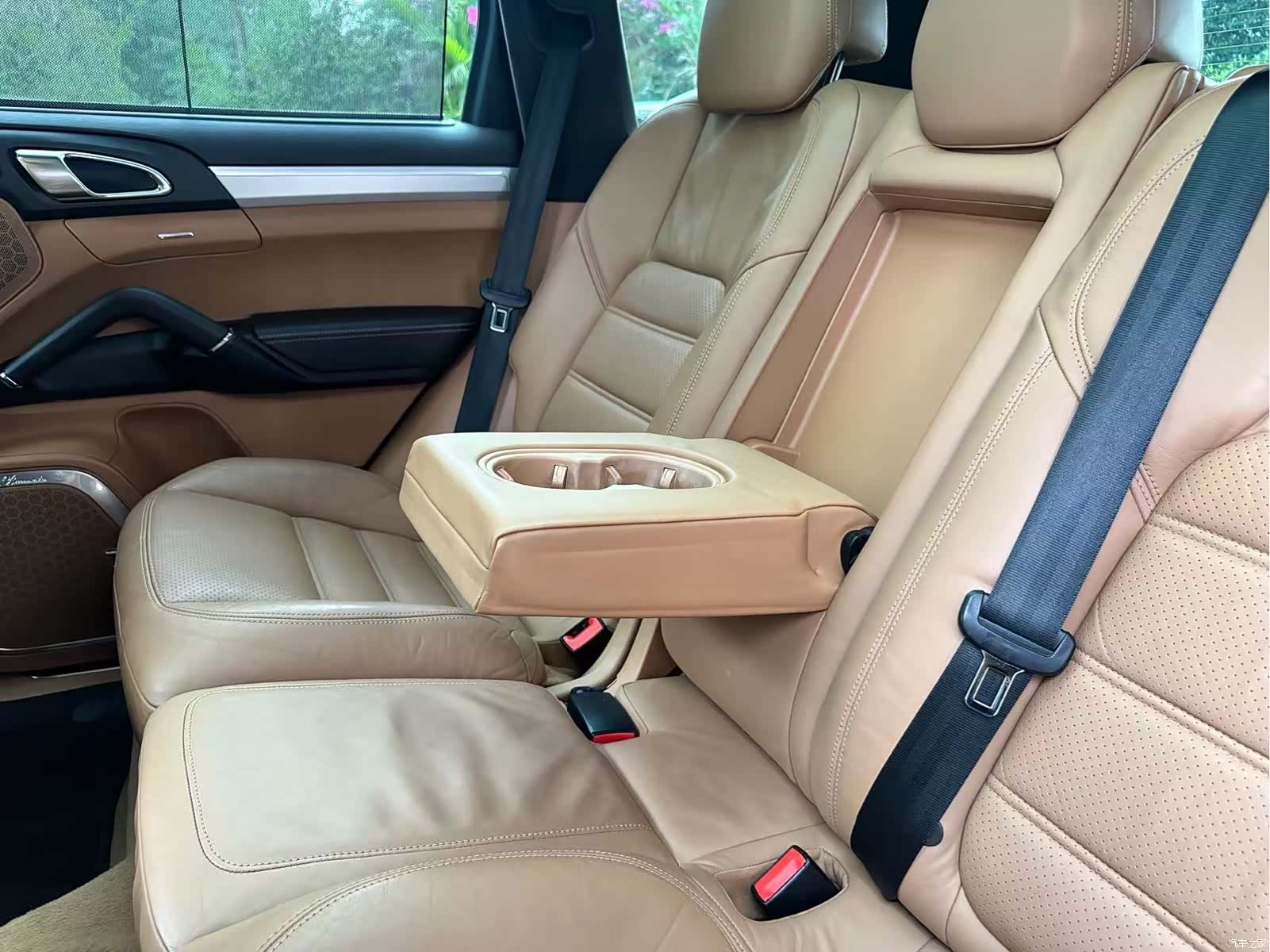 Porsche Cayenne, 2011 25