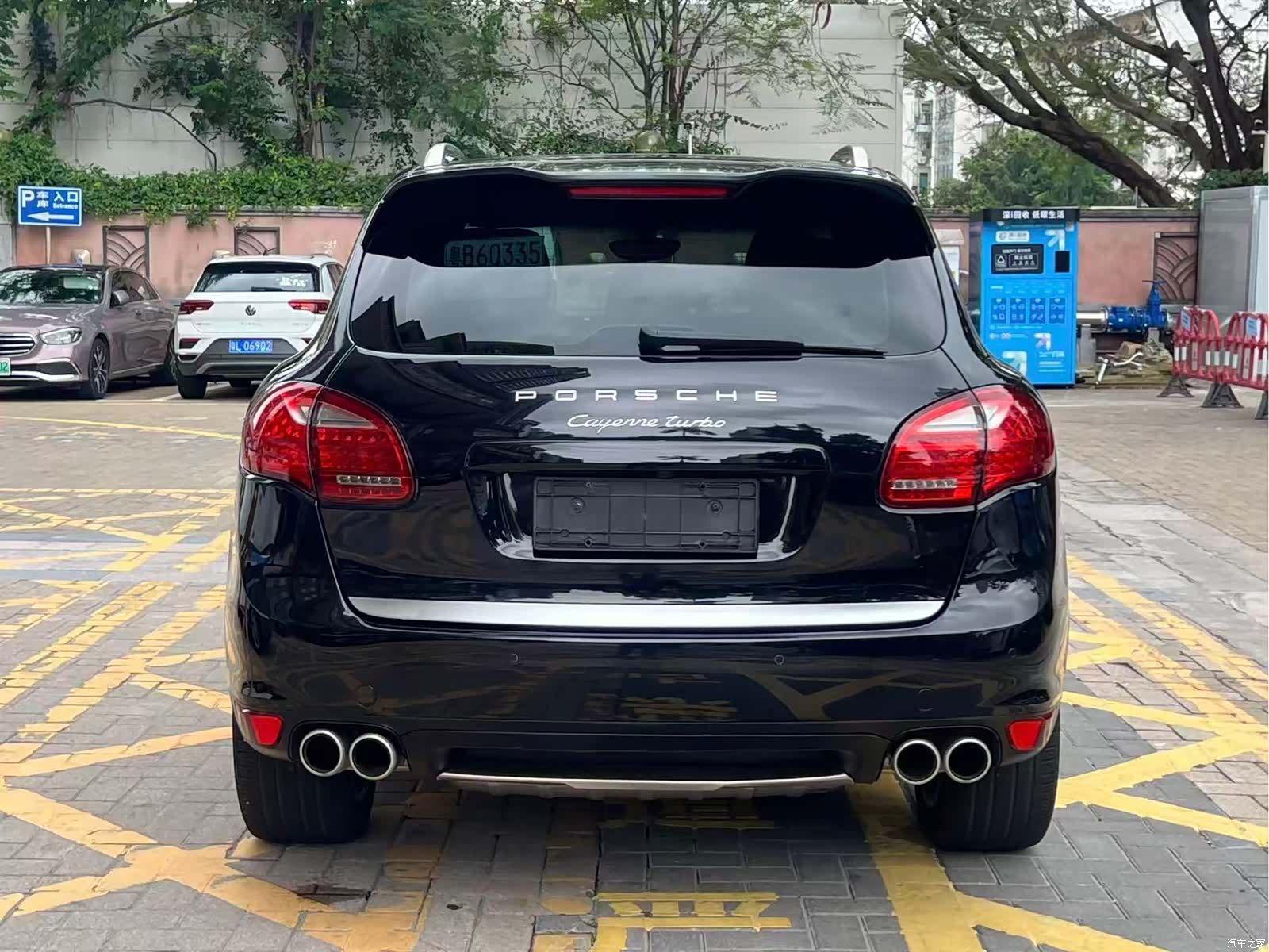 Porsche Cayenne, 2011 10