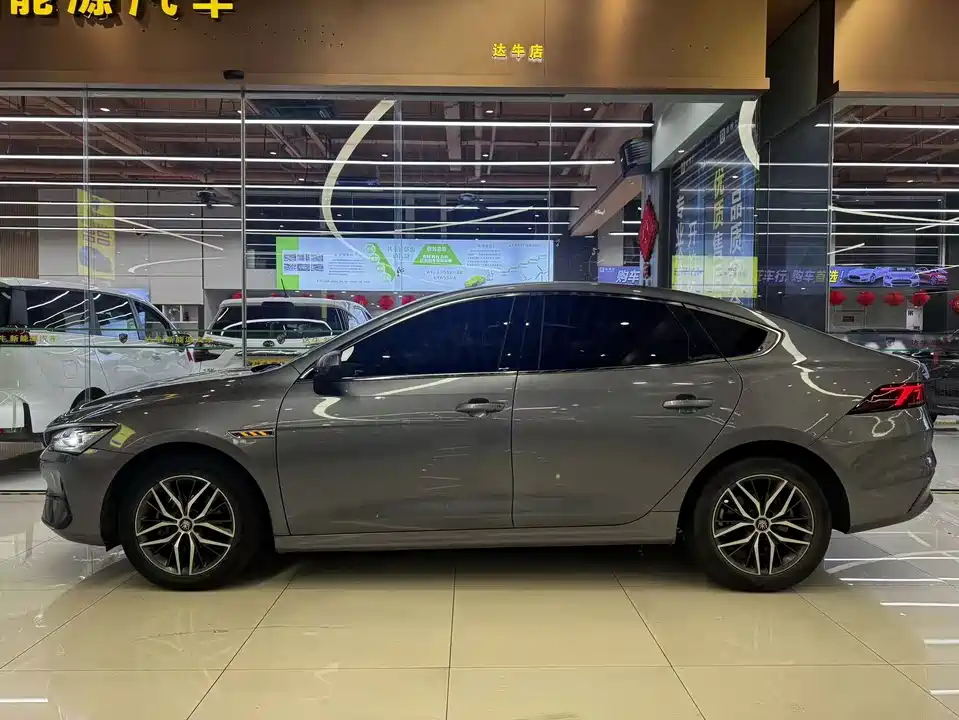 BYD Qin Yuan