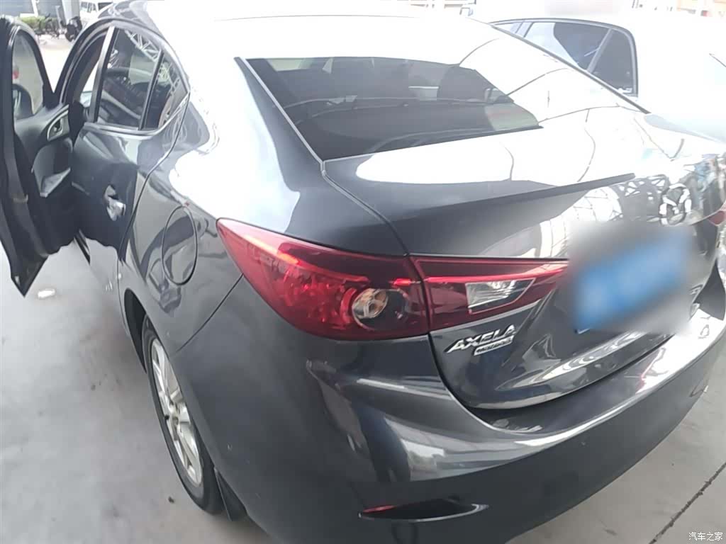 Mazda Mazda3, 2018 все фото