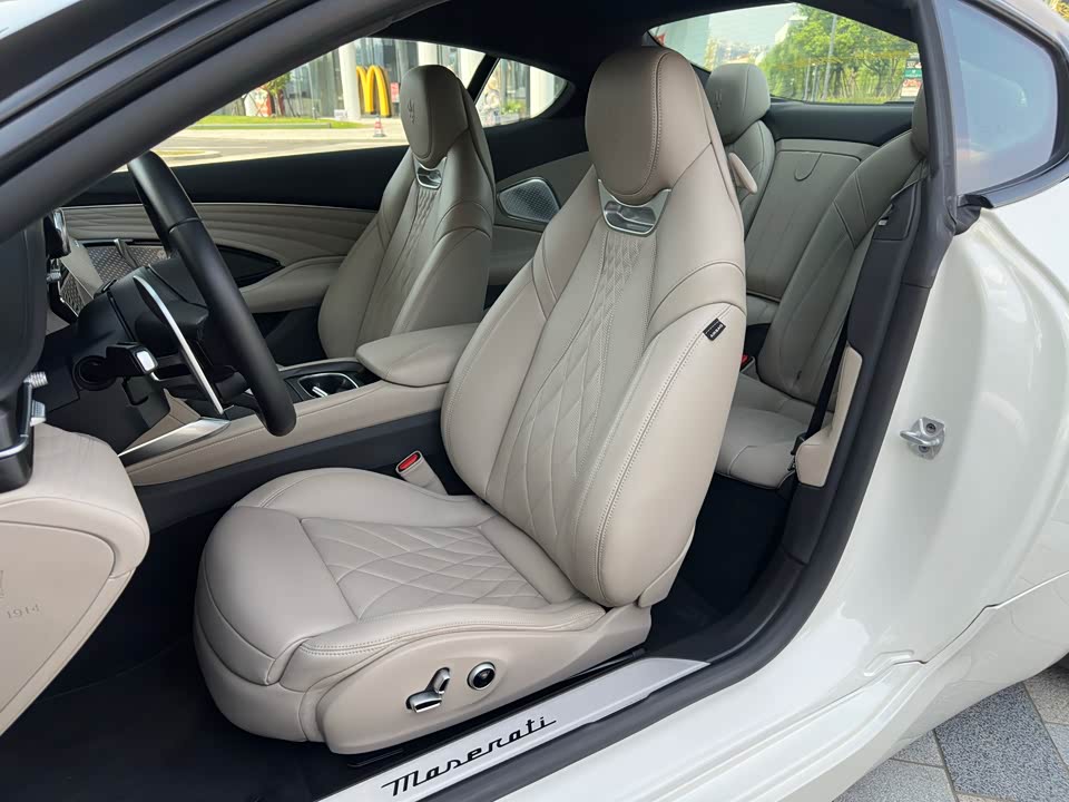 Maserati GranTurismo