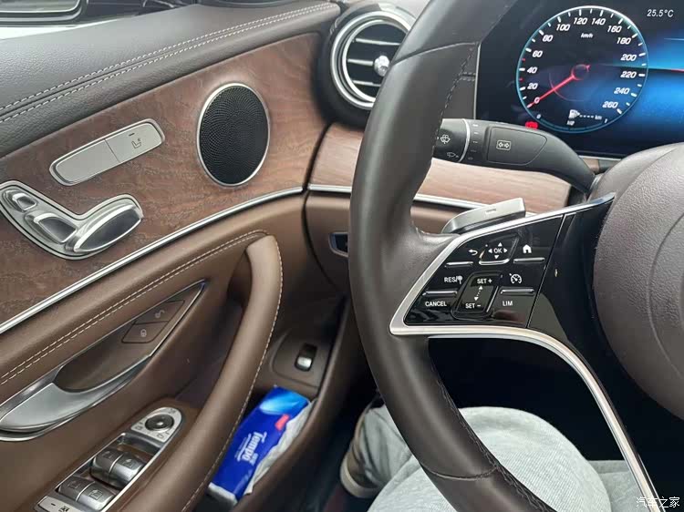 Mercedes-Benz E-Class, 2021 15