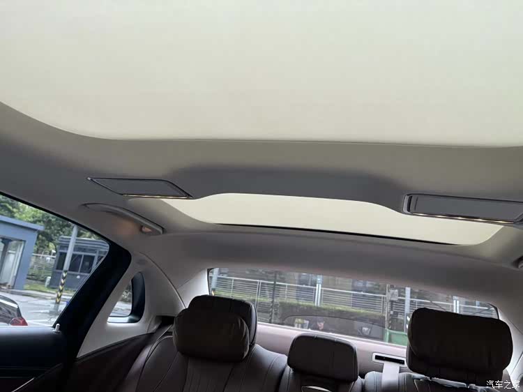 Mercedes-Benz E-Class, 2021 20