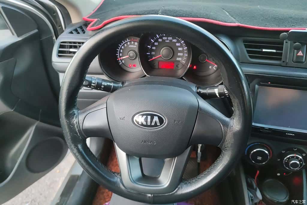Kia K2, 2013 15