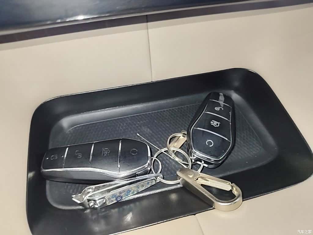 BYD Dolphin, 2023 9
