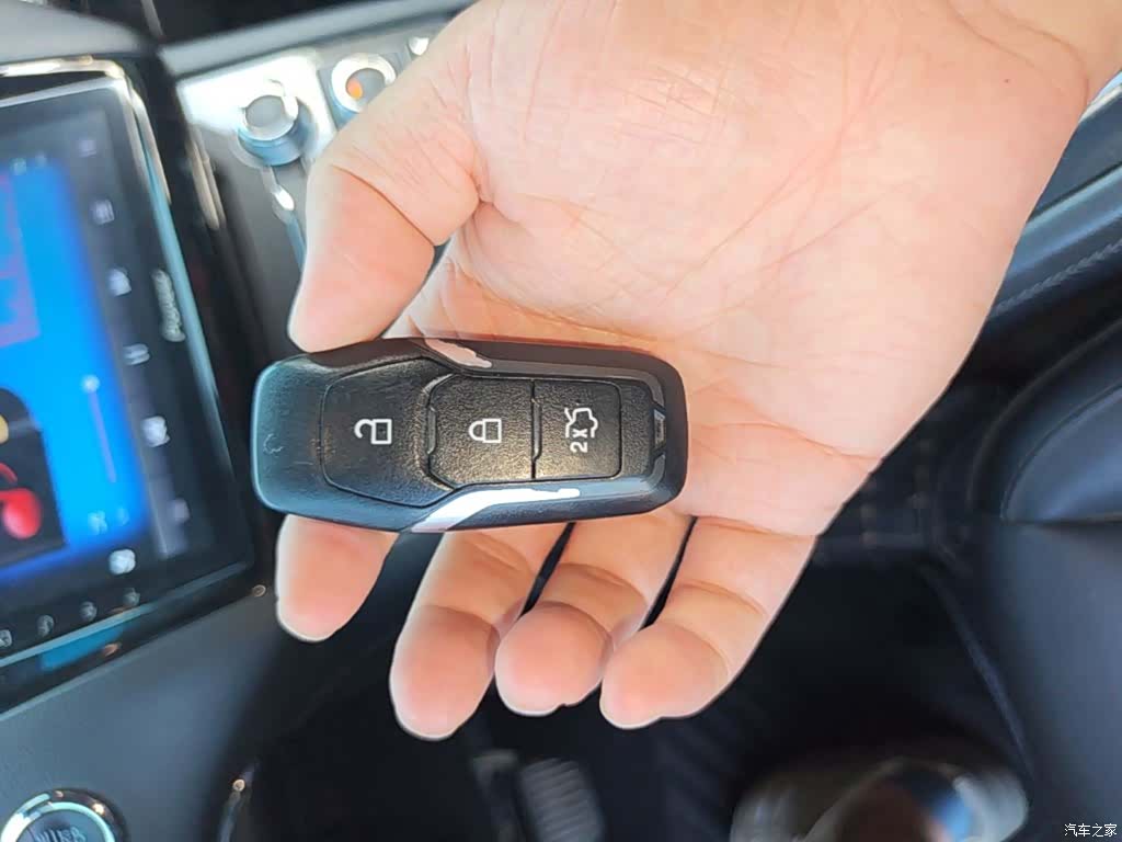 Ford Taurus, 2018 9