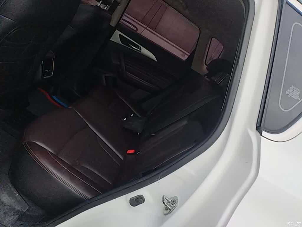 Changan CS35, 2019 13