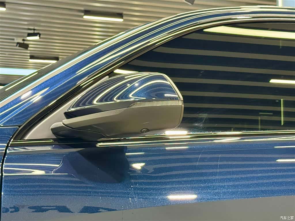 Audi Q8, 2024 29
