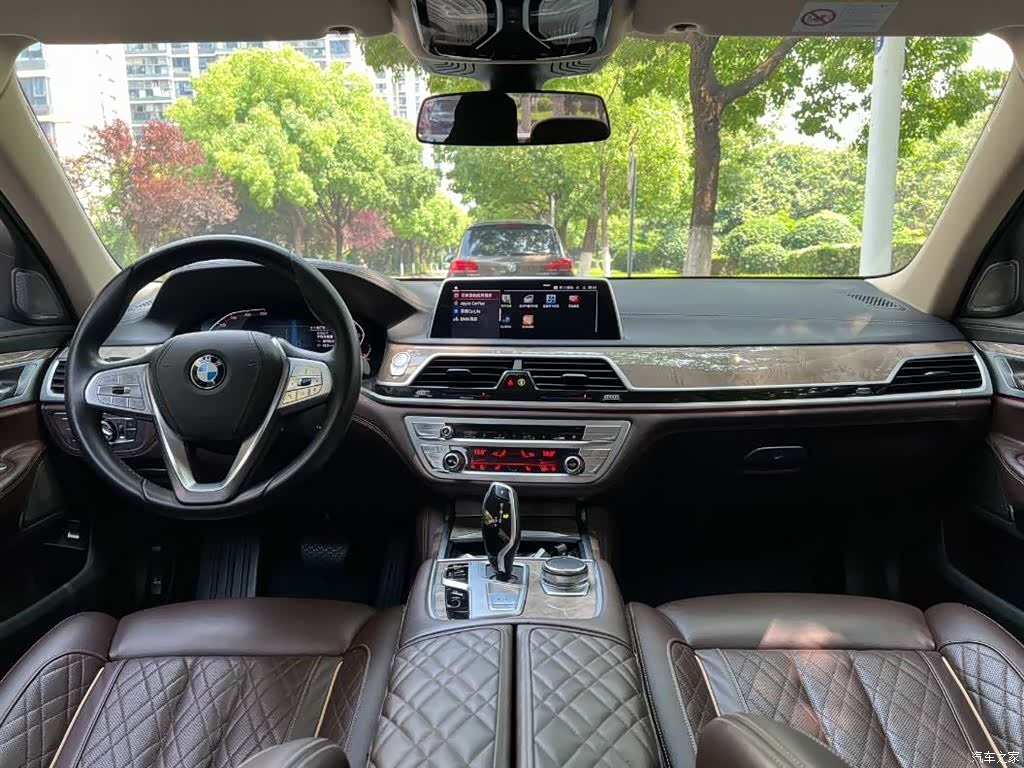 BMW 7 Series, 2021 7