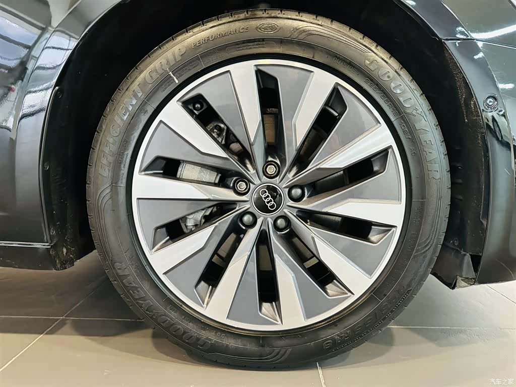 Audi A6L, 2024 13