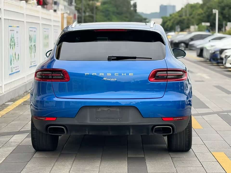 Porsche Macan