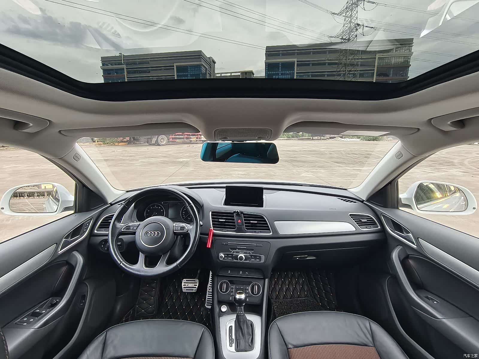 Audi Q3, 2017 12