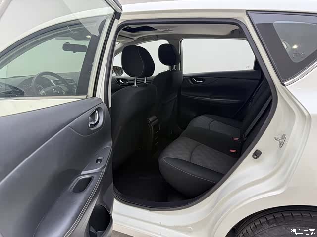 Nissan Tiida, 2017 13
