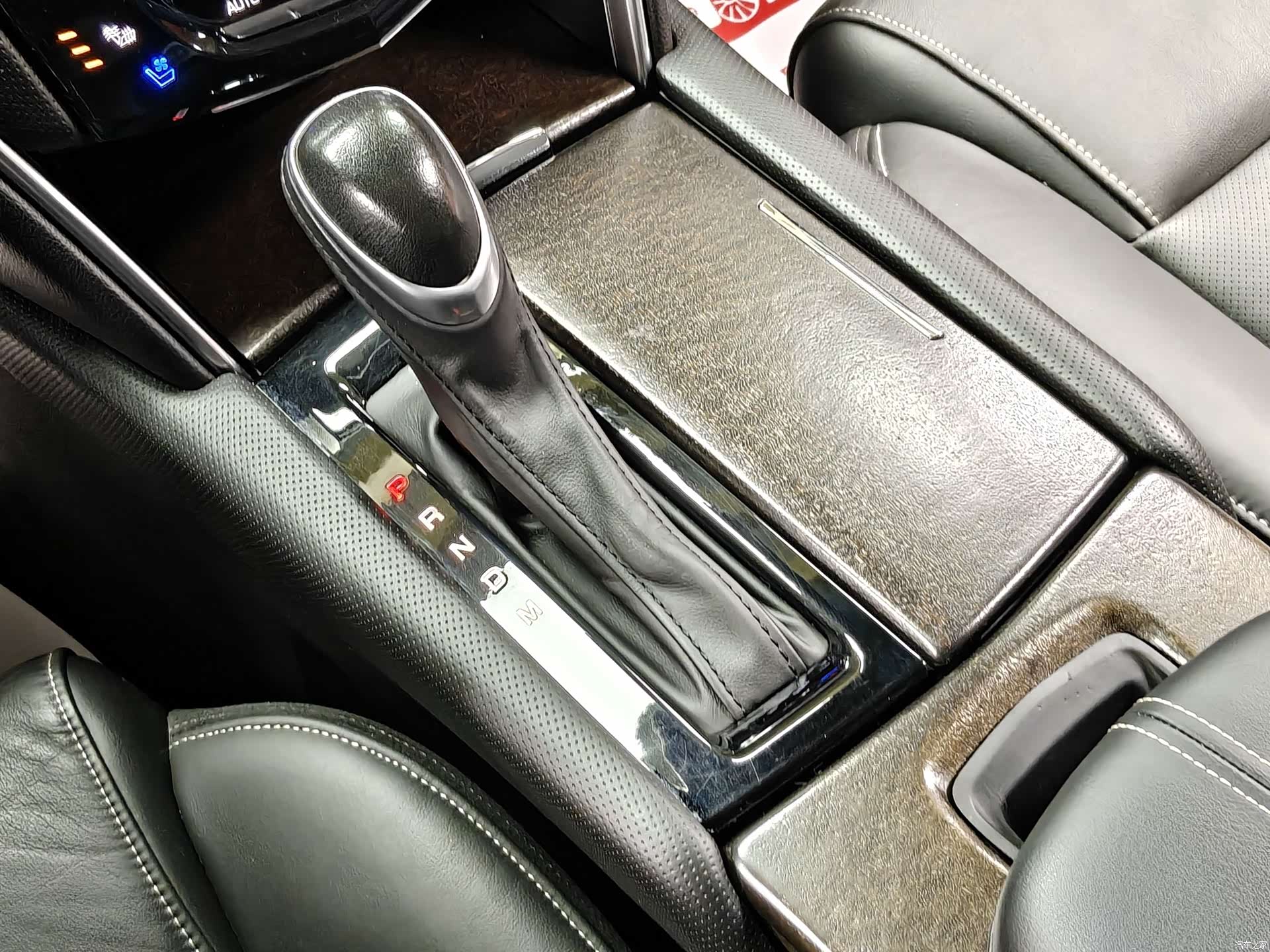 Cadillac XTS, 2018 13