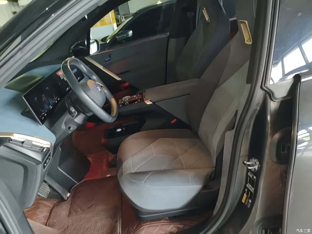 BMW iX, 2024 15