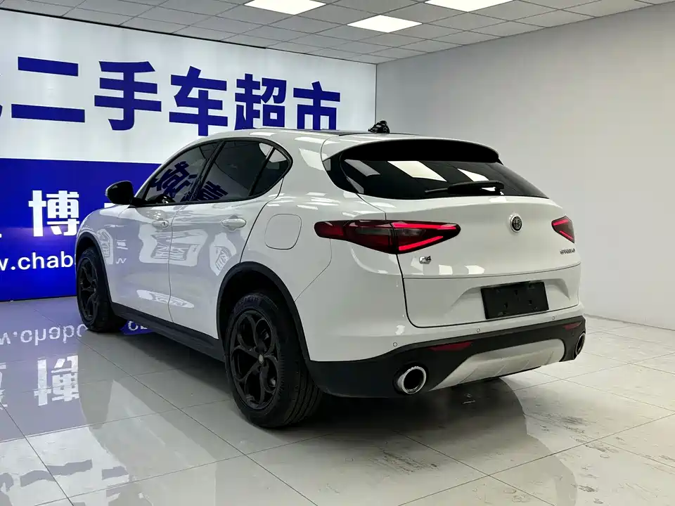 Alfa Romeo Stelvio Alfa Romeo Stelvio