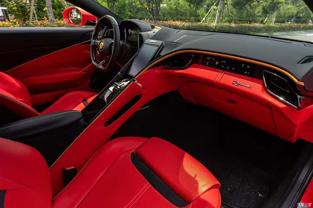Ferrari Roma, 2021 7