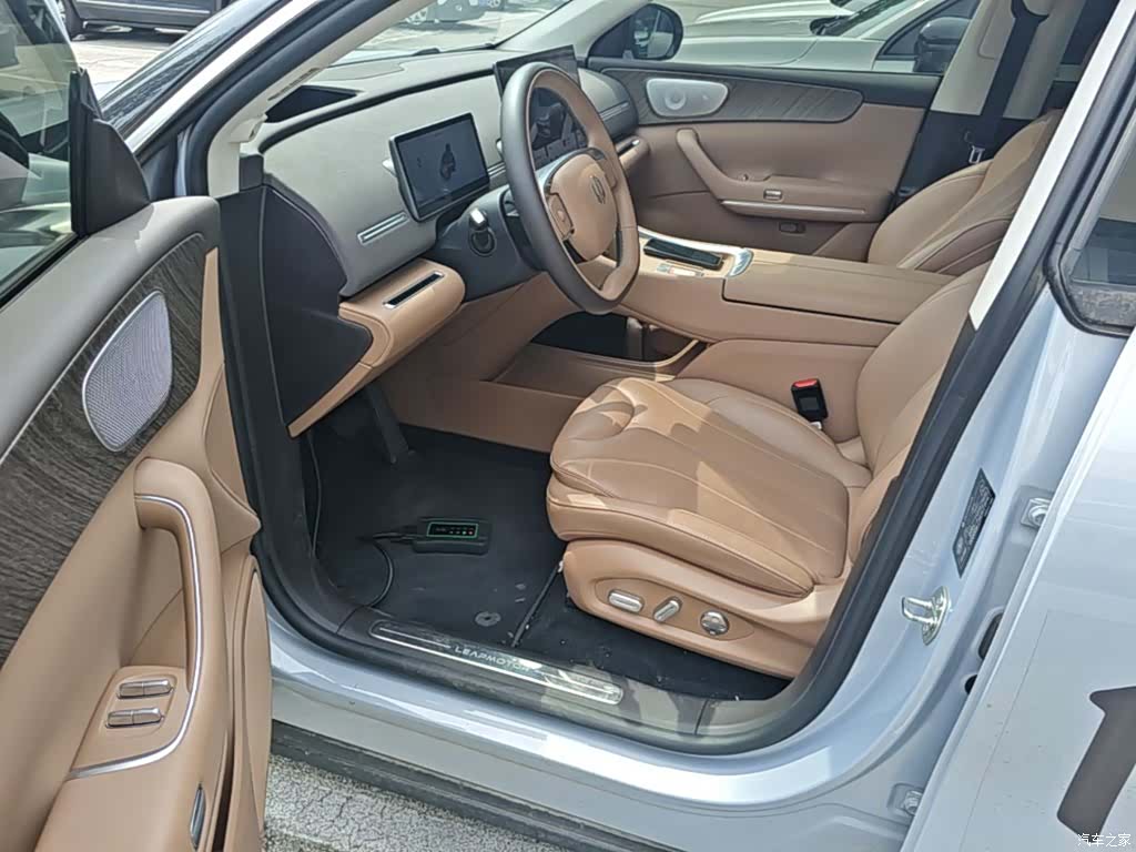 Leapmotor C11, 2025 12
