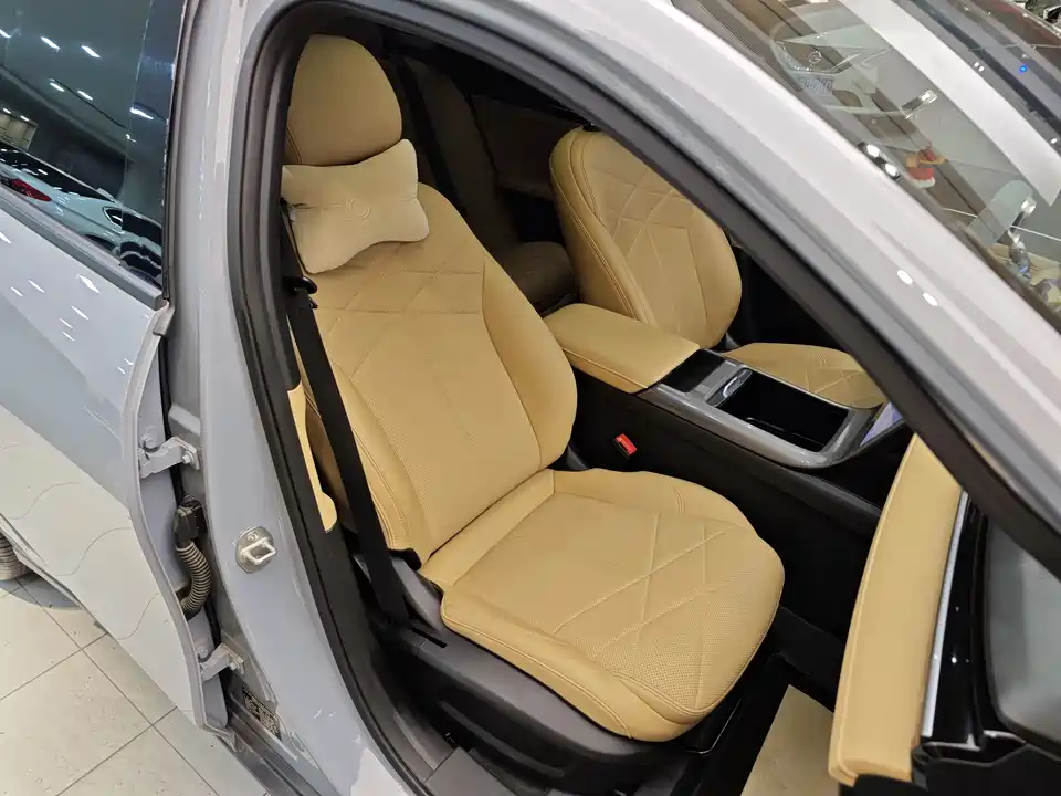 Geely Galaxy Galaxy L6