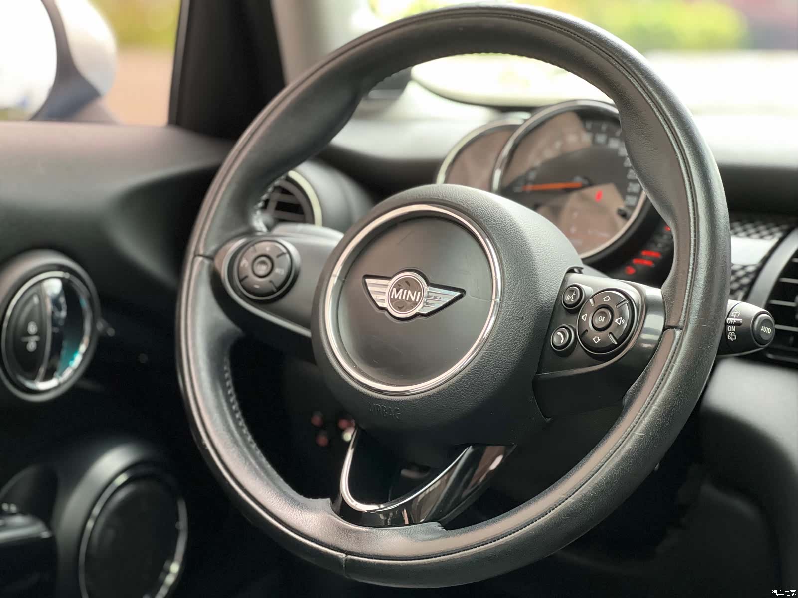 Mini Cooper, 2015 все фото