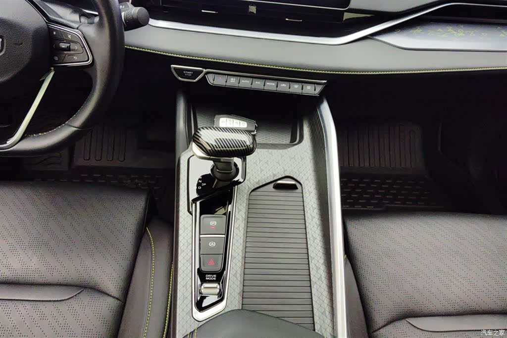 Geely Preface, 2024 16