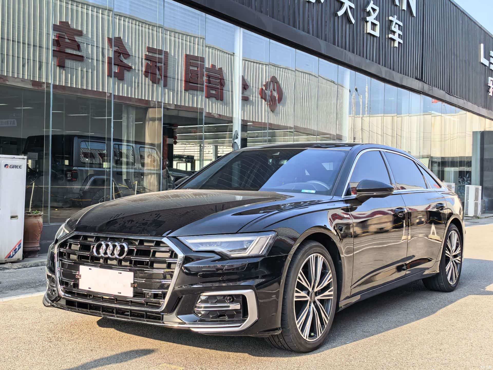 Audi A6L, 2023 1