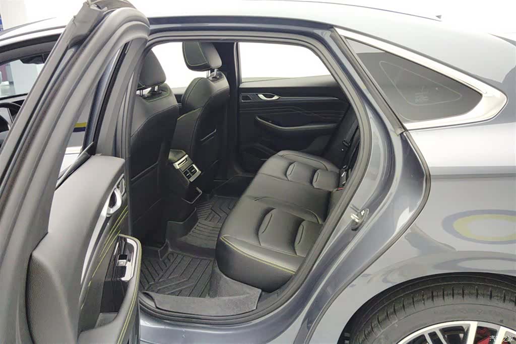 Geely Preface, 2024 11