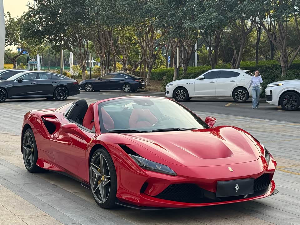 Ferrari F8