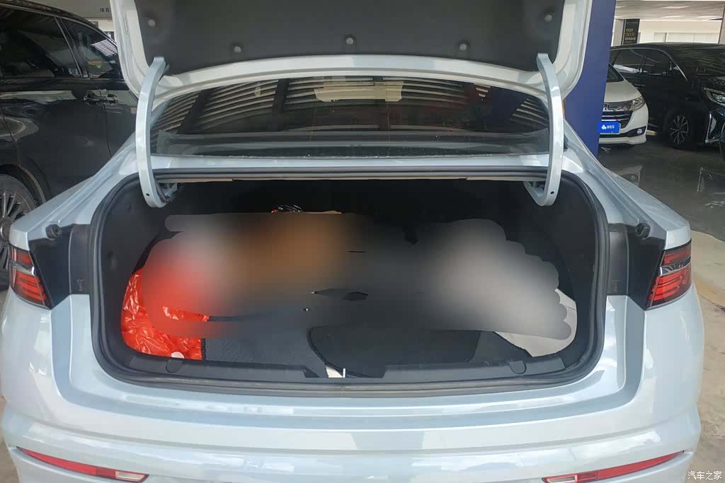 Geely Preface, 2025 4