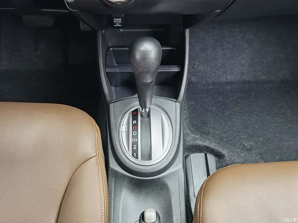 Honda Fit, 2014 13