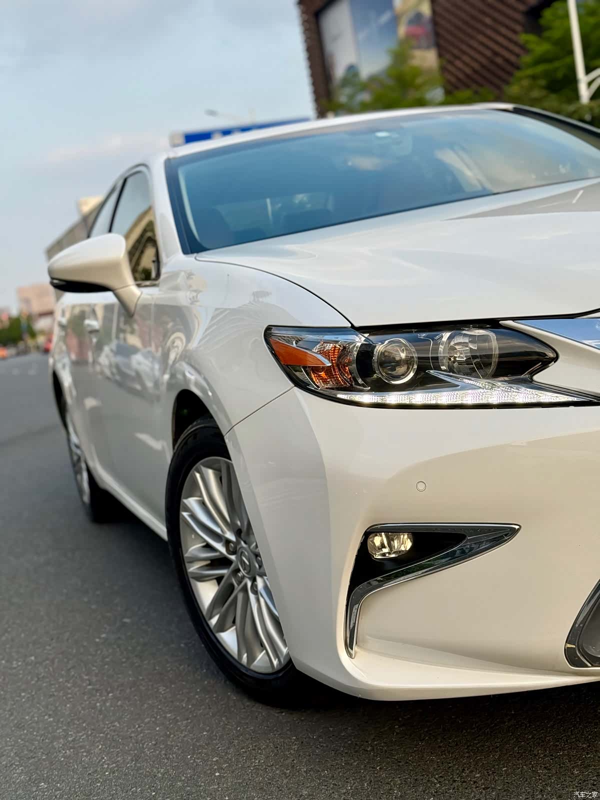 Lexus ES, 2016 6