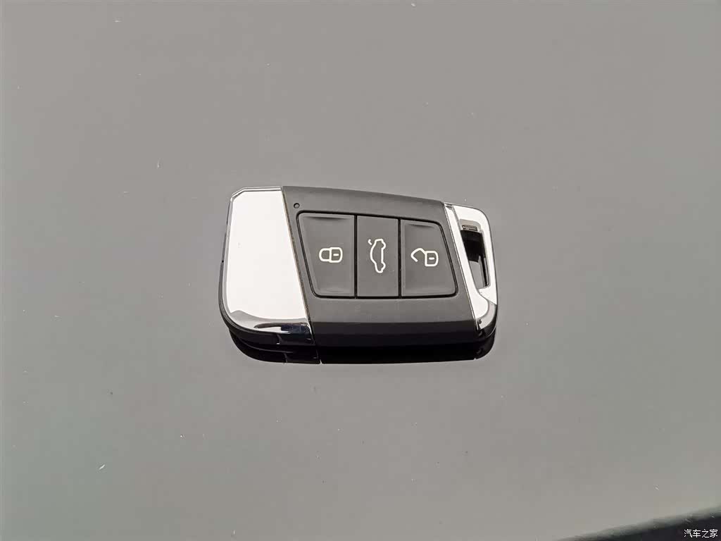 Volkswagen Passat, 2023 19
